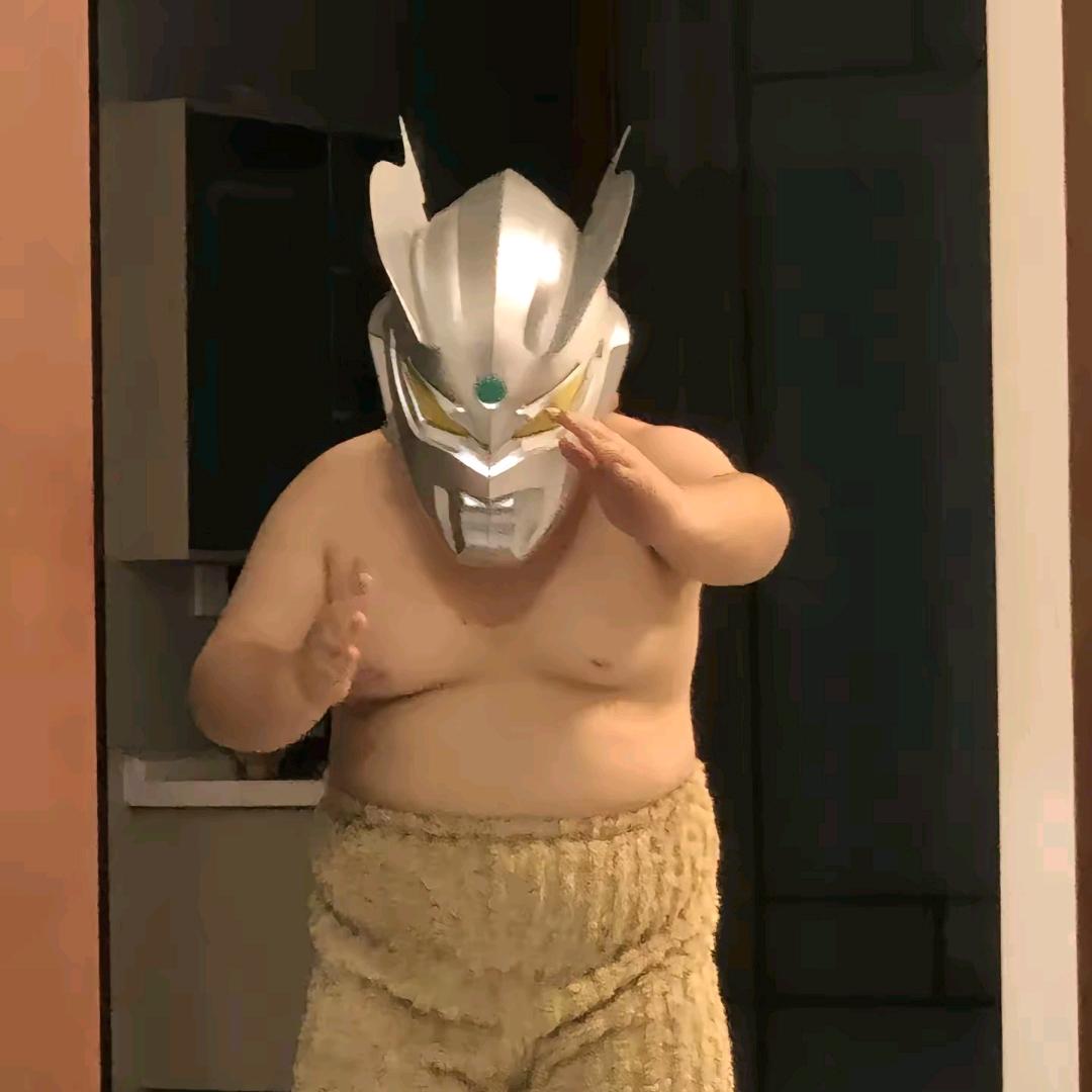 蜜雪冰城熊二./