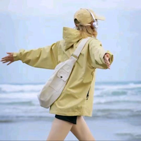 小乔服饰→冲锋衣专场