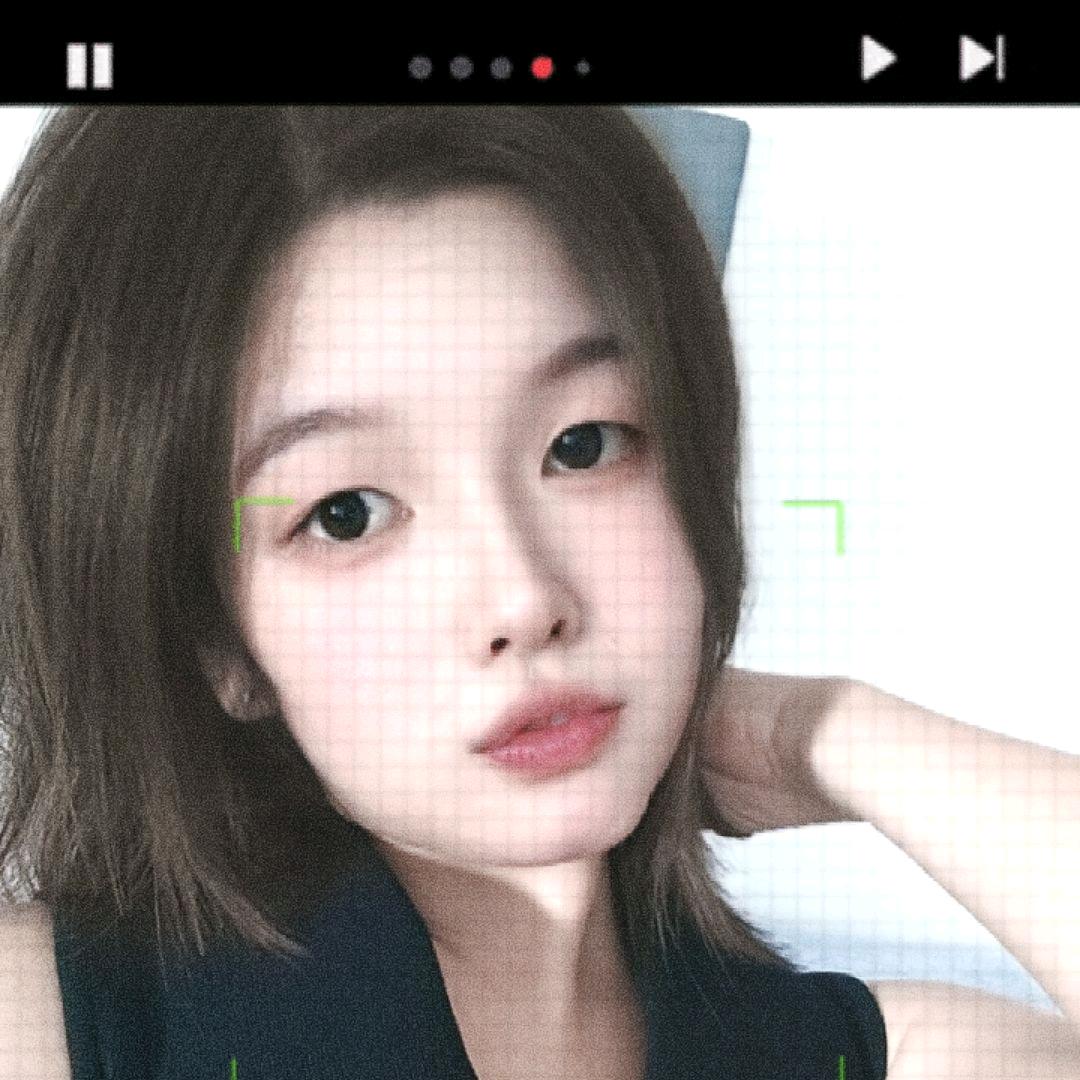 别捏我小脸👉🏻