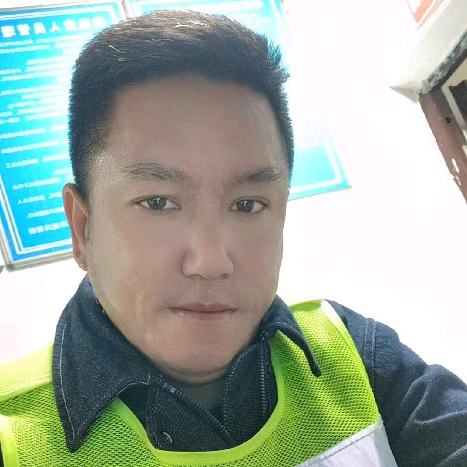 申众驾校总教黎友林