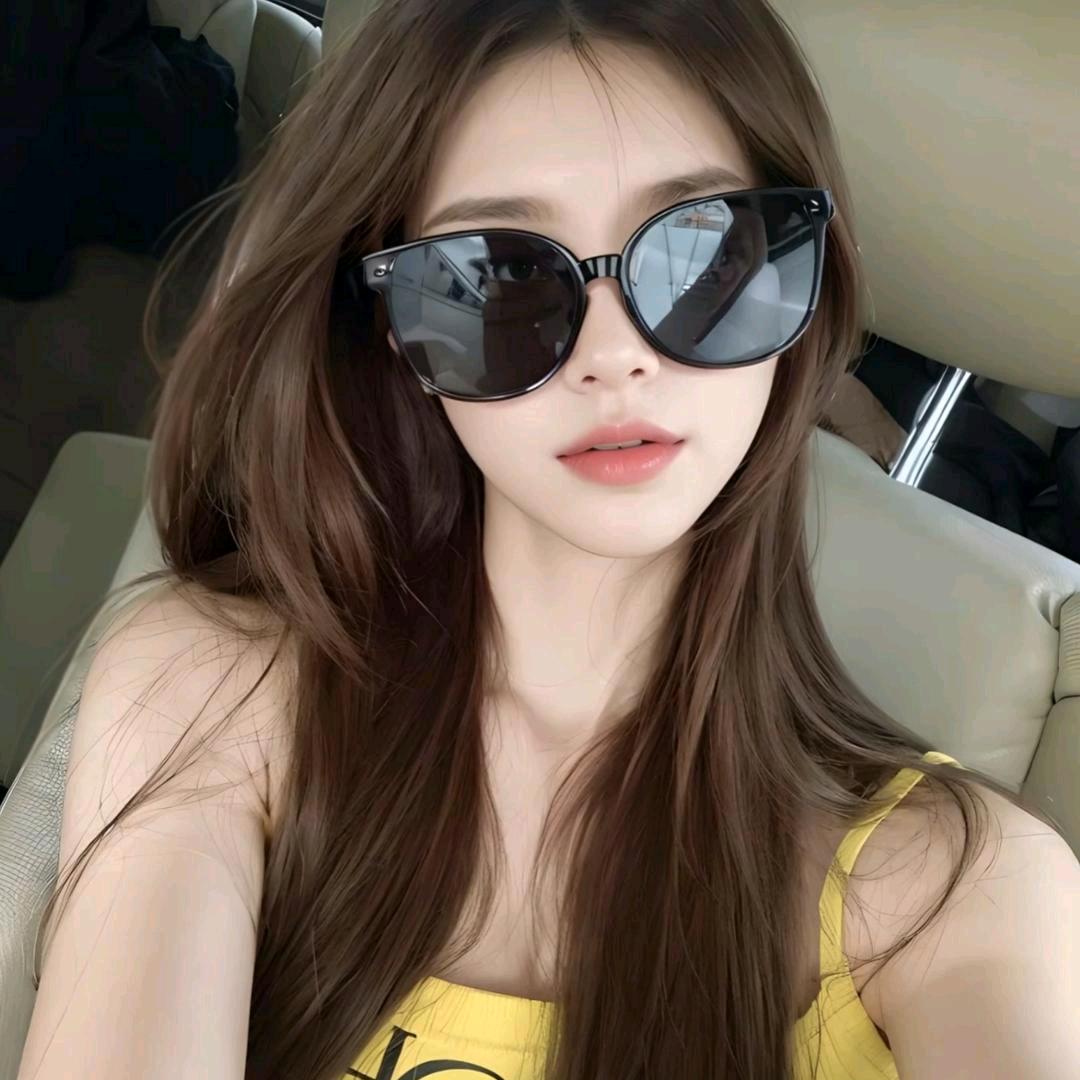 Bella. 🦋”