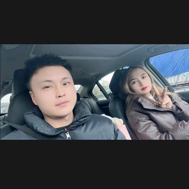 云南小杨哥