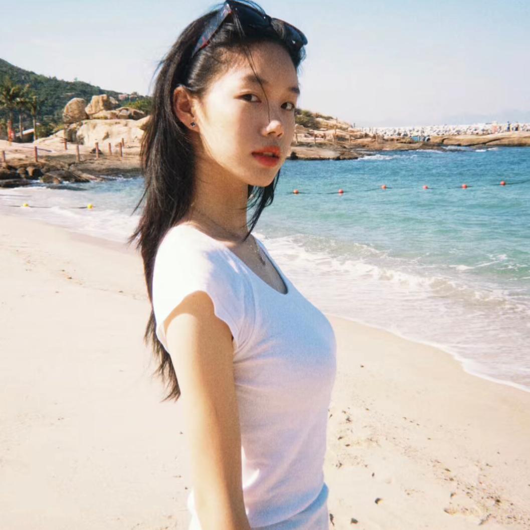 莉莉安🧚‍♀️