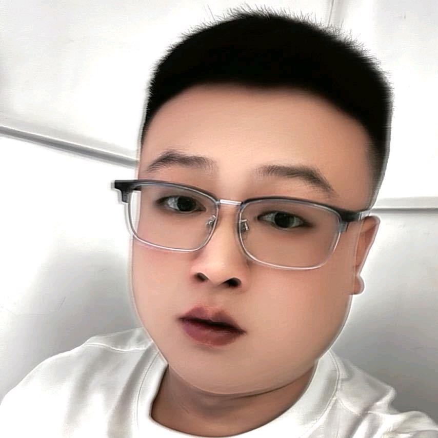 李白白……