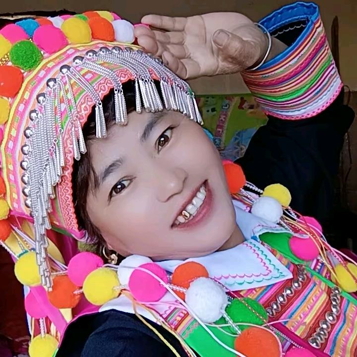 美丽傈僳玛