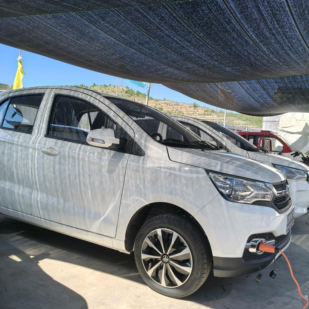 汽车，代步车，销售顾问