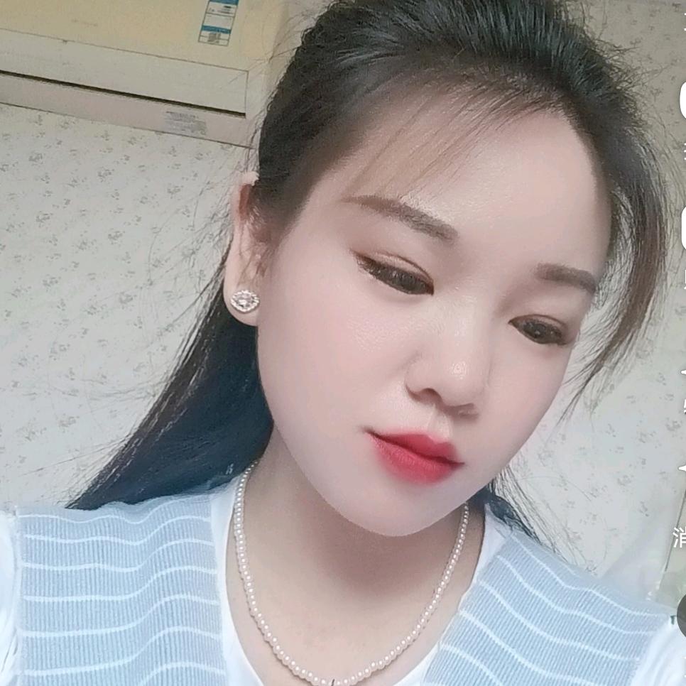 不发脾气只发财🍬