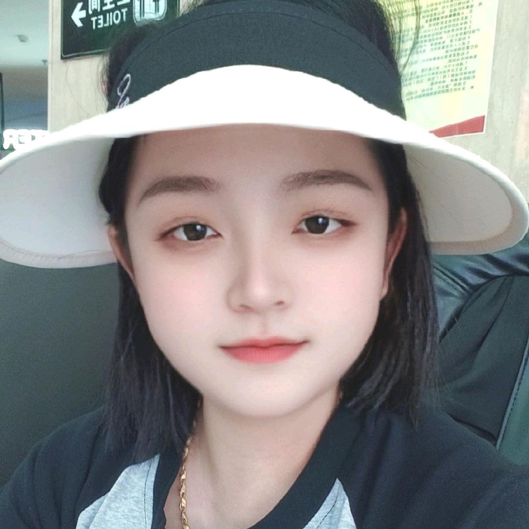 倩倩（腰椎改良微创融合6钉术后）