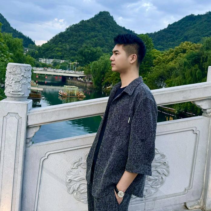 杠精阿辰盘台球