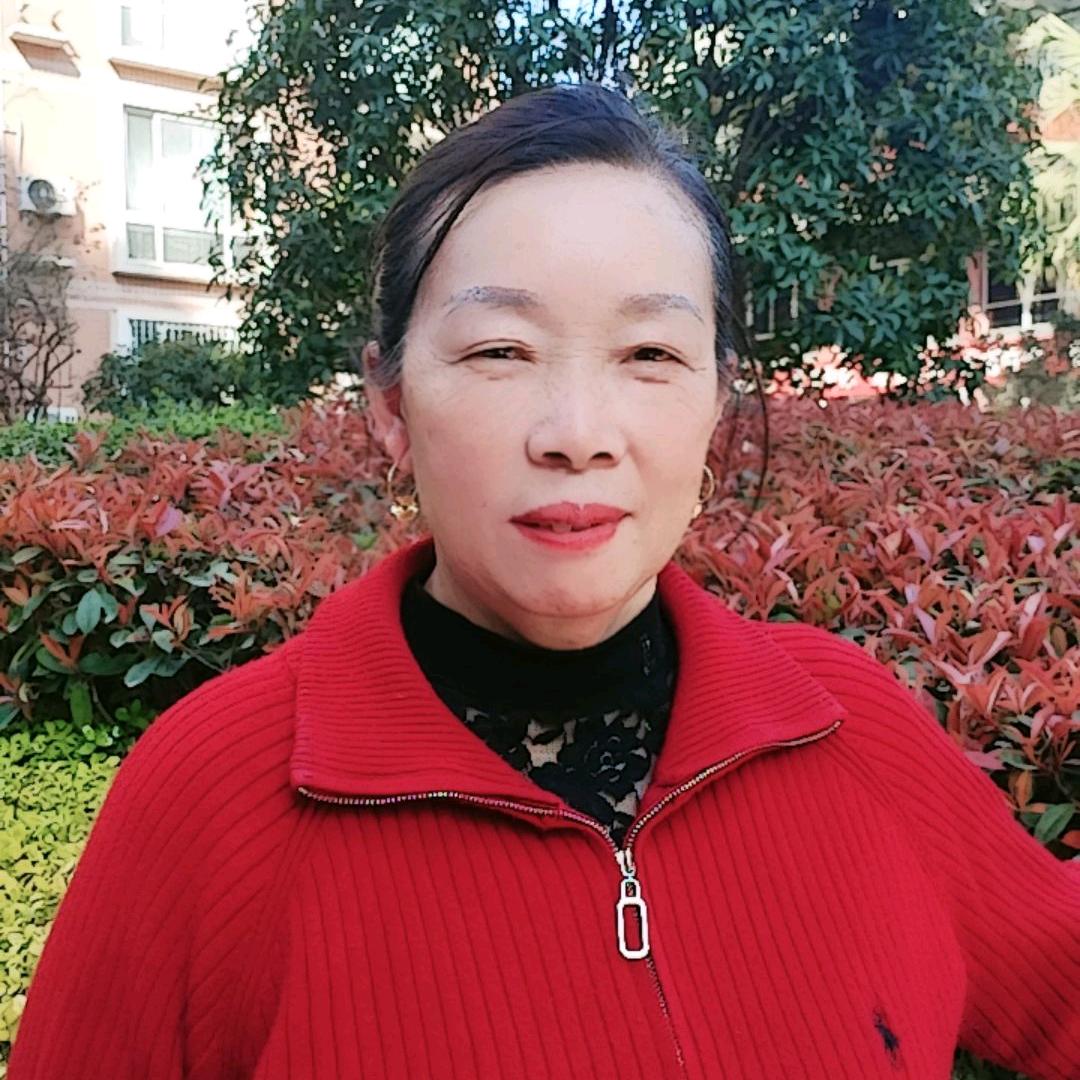 陈静