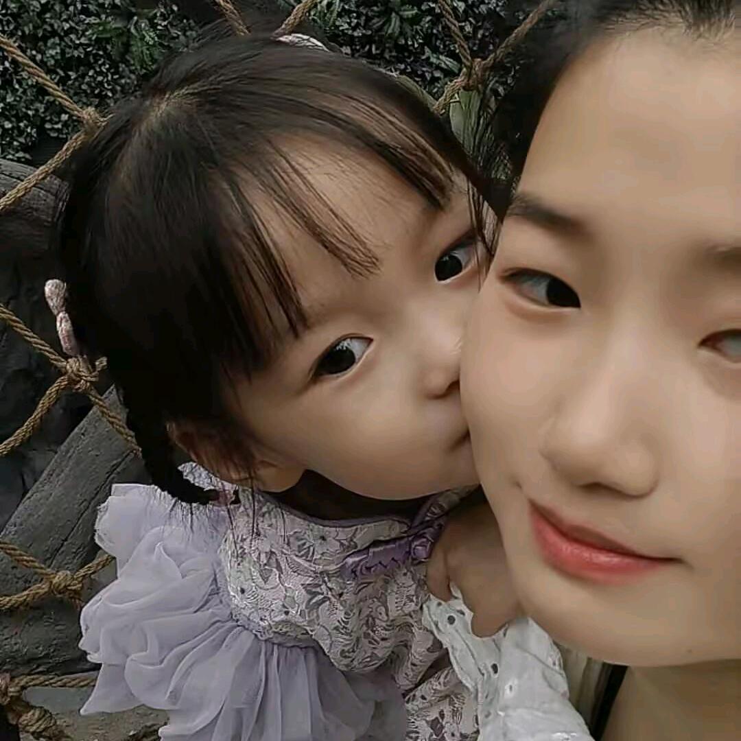 爱放屁的小妹妹