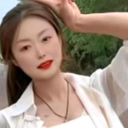 婷婷〈杨〉