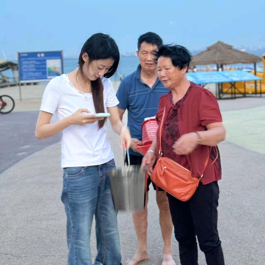 荣华宴席外场（李育华）