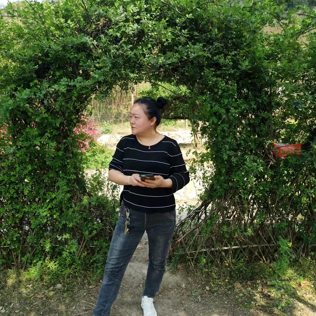 开心果^O^