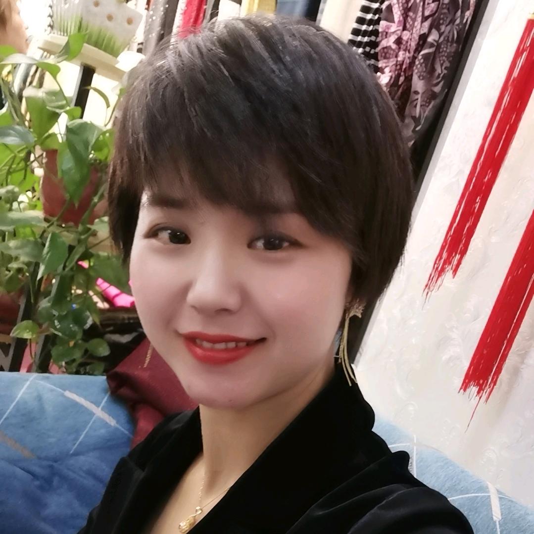 红红《三胎宝妈》