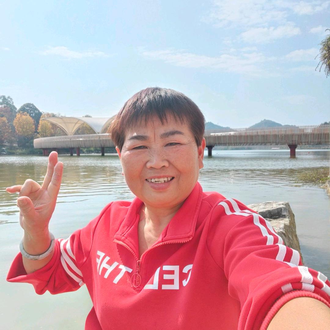 兴业奶奶(晚上10点50分开播)