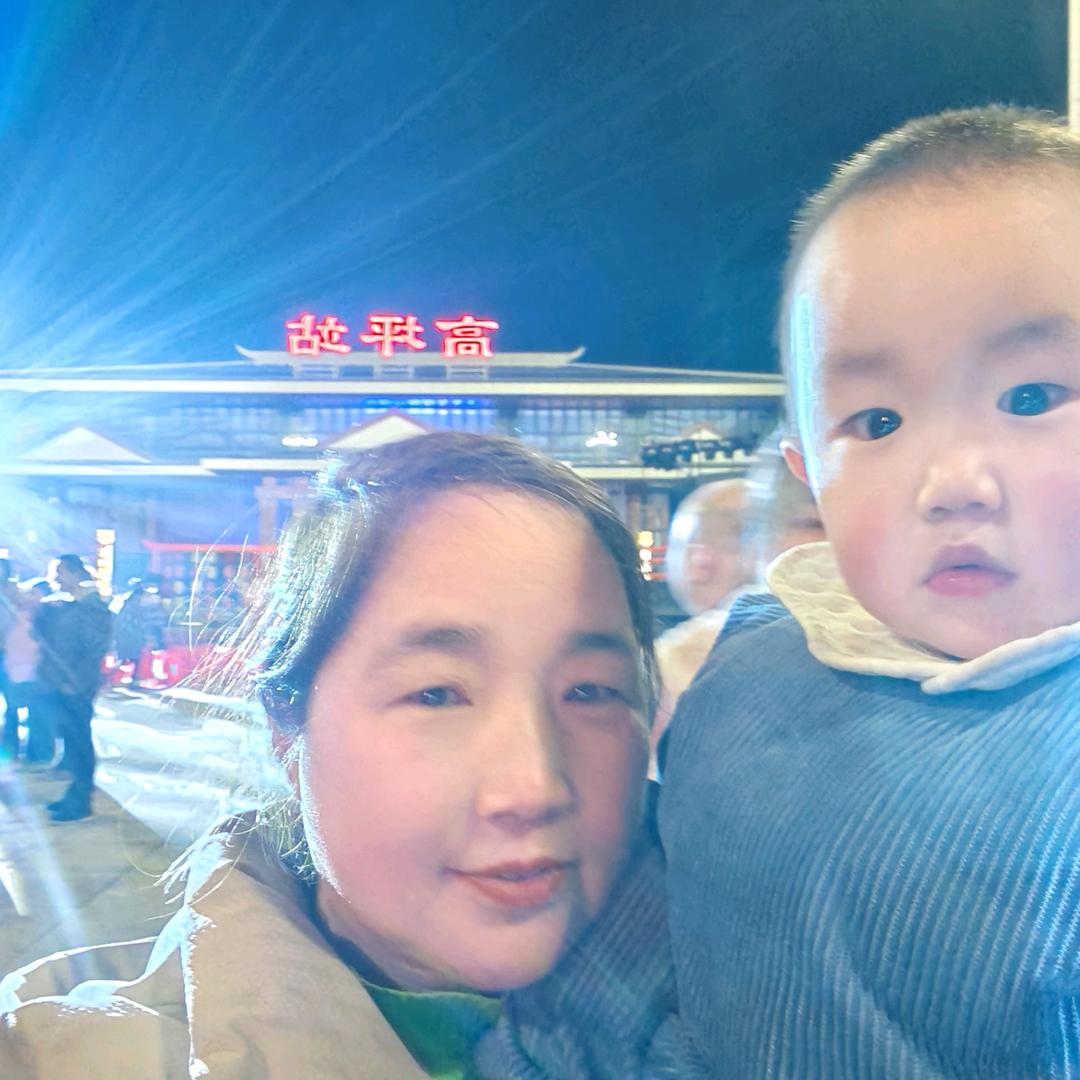 心想事成╭(╯ε拒私聊╰)╮