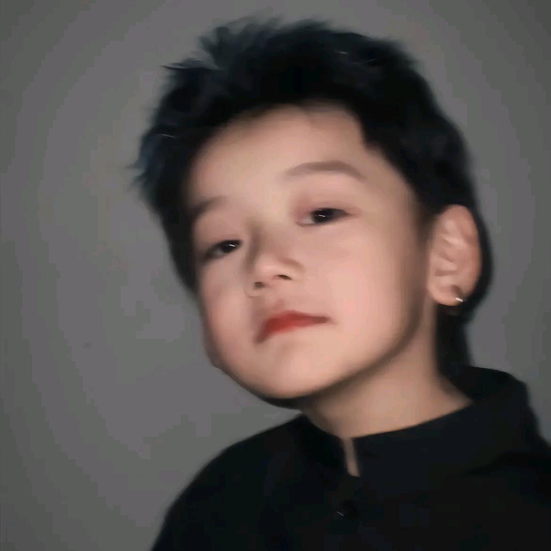 闪亮的奥蛋先生🥚