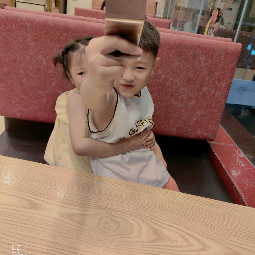 江小姐
