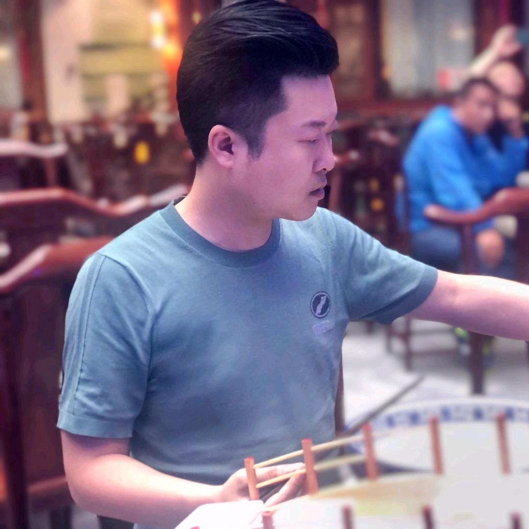 ¢ 龙三