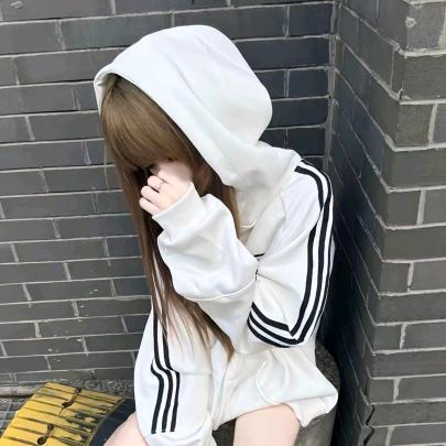 混的小女孩👎🏻👎🏻👎🏻