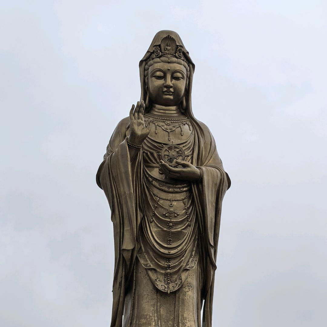 铭鸿鑫盛汽车行