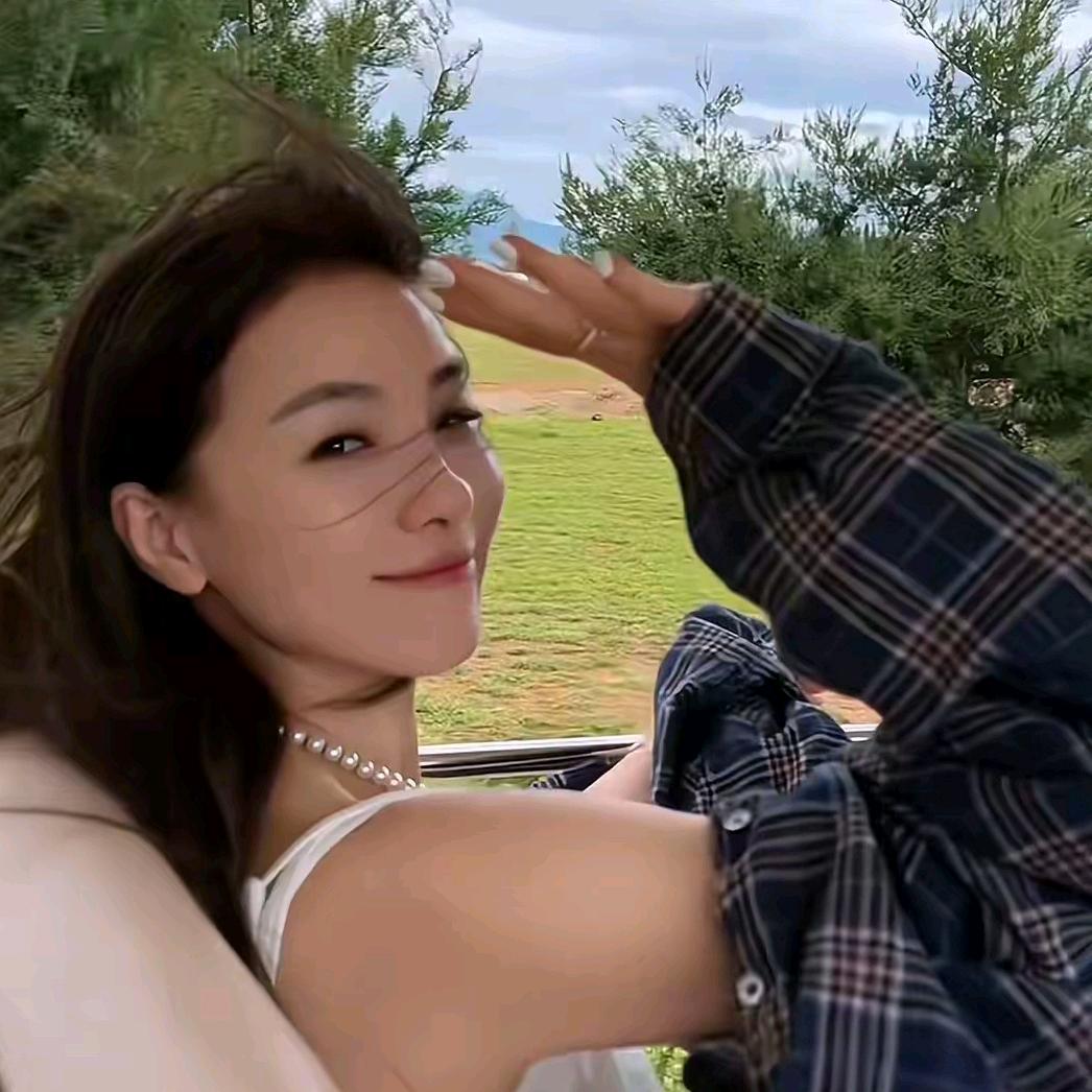 容雨💕直播返场