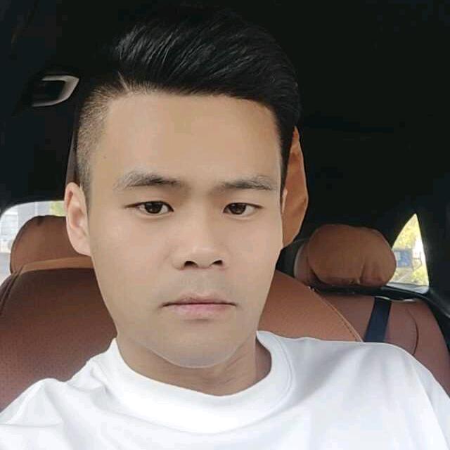 李朋