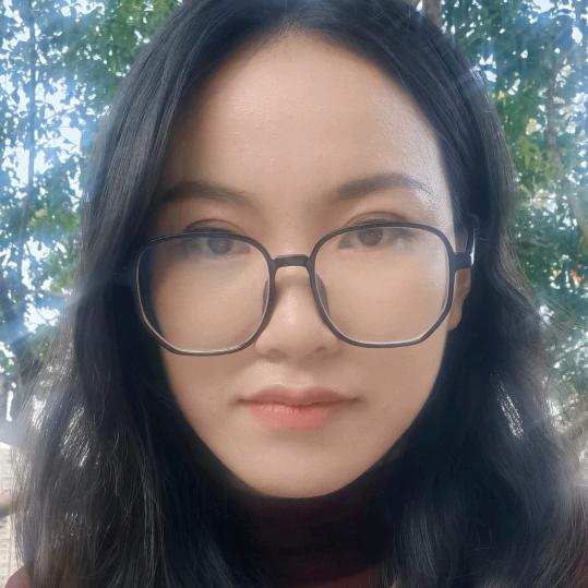 莉莉在努力