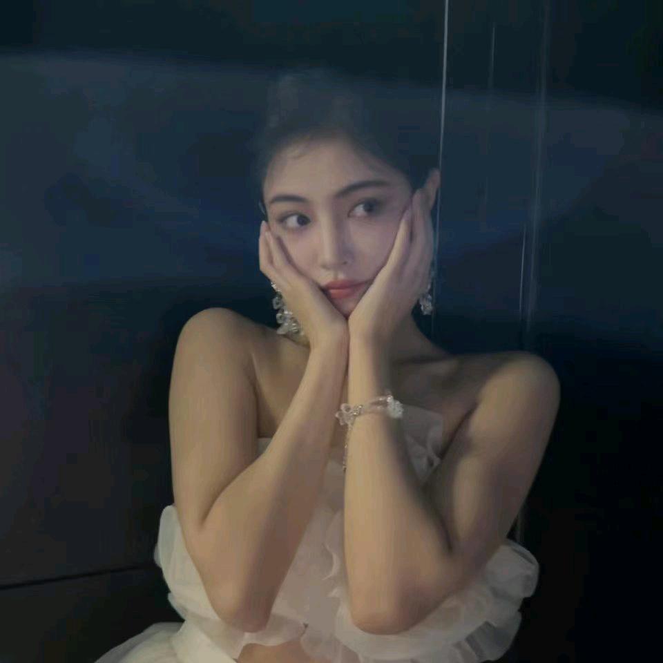 笑笑星星嘻嘻