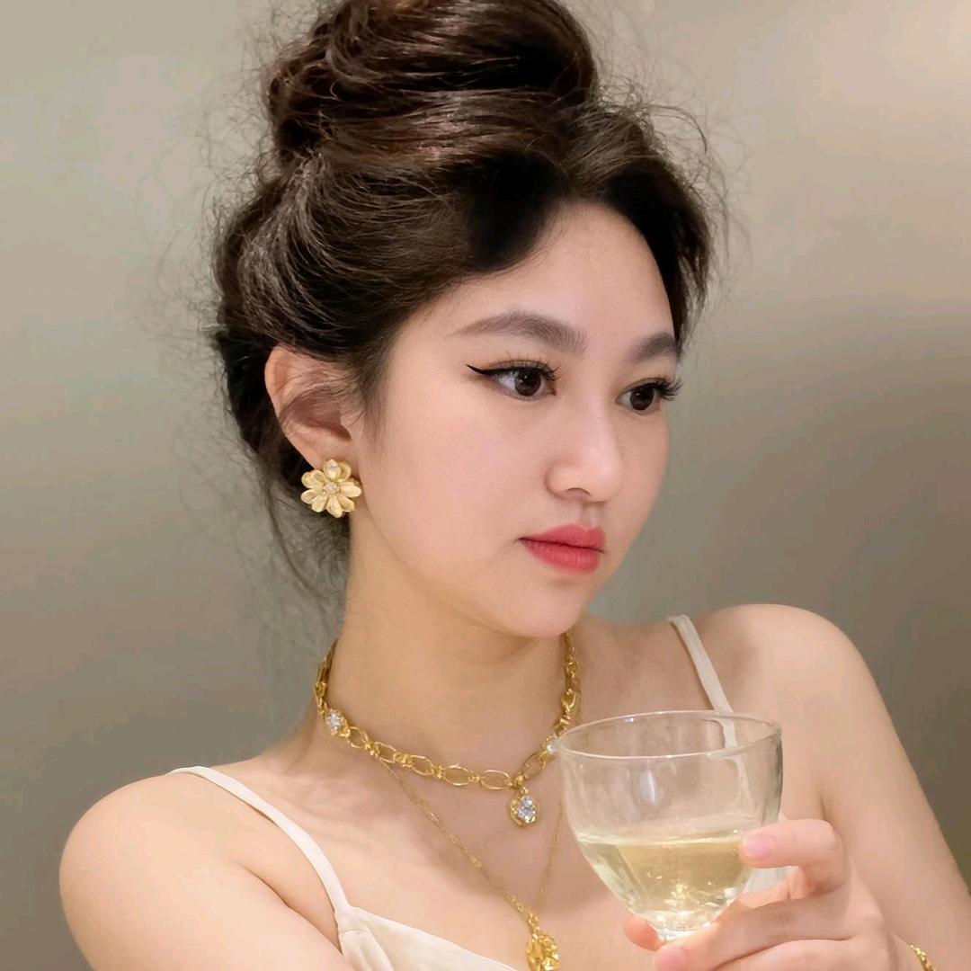 ᭄开心᭄এ