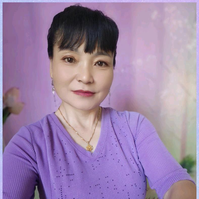 川妹早上6点40开播