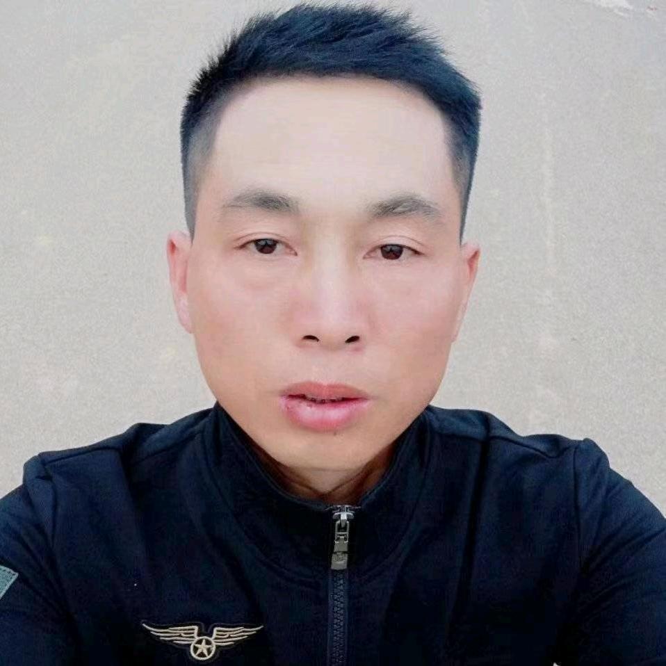 上官尔吉