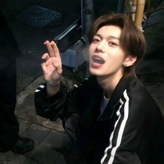 馒头.
