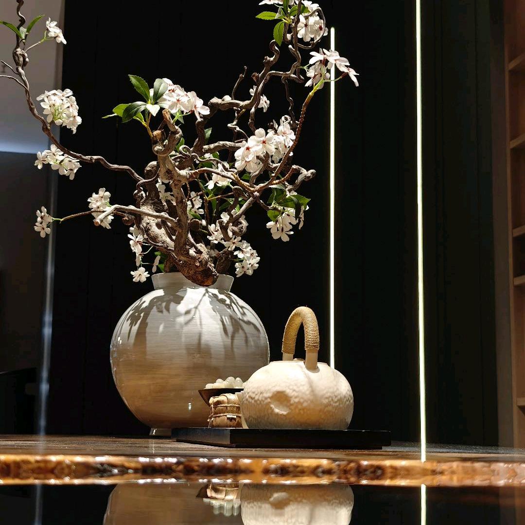 金萧黄叶正秋风