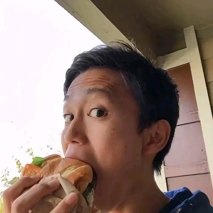 爱吃拉堡.🤯