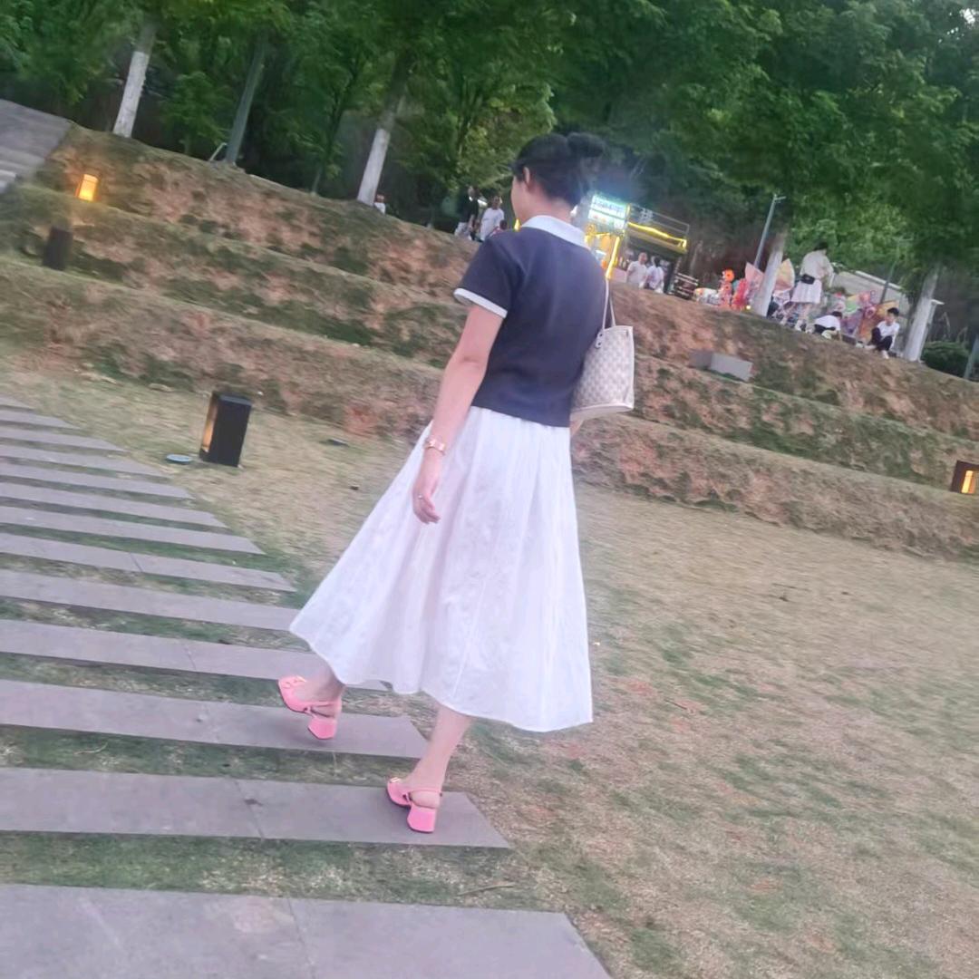 沙县小吃兴义店老板娘