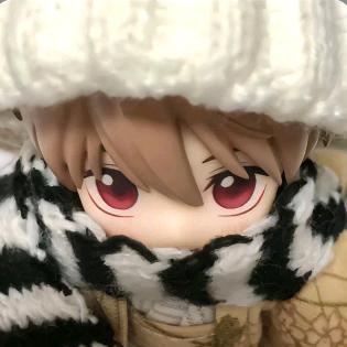 髅本伟