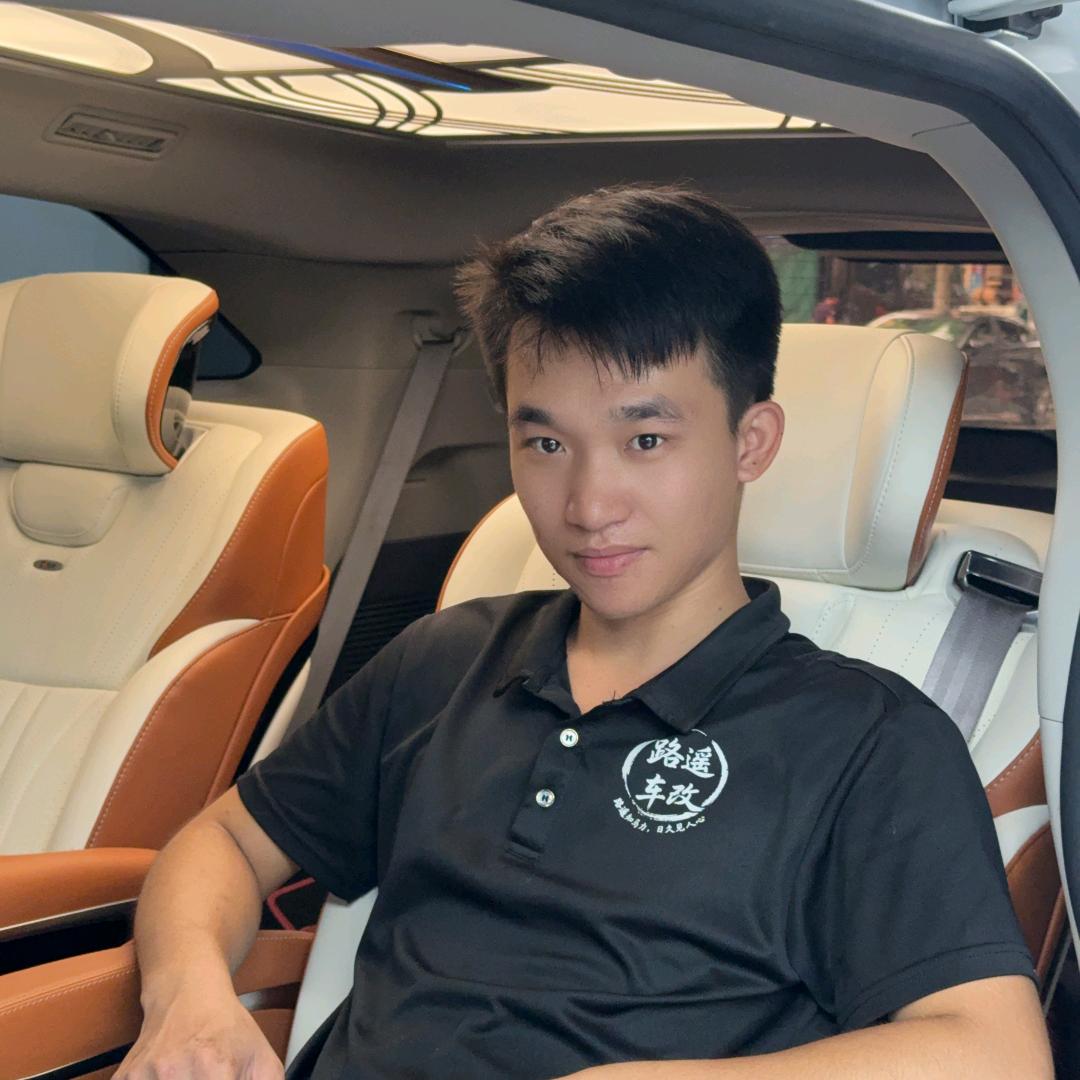 湛江路遥商务车改装员工-蔡锦远