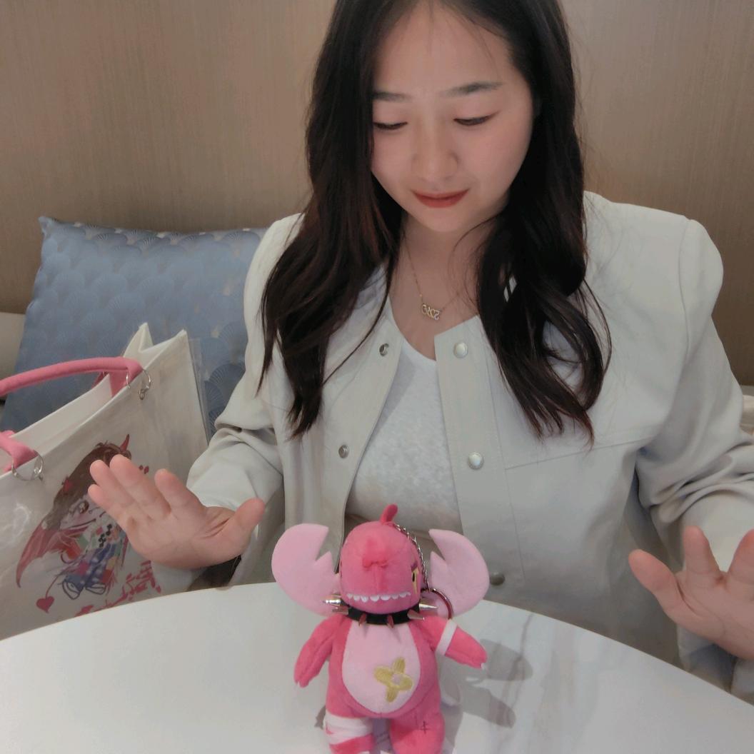 笨笨（拒绝私信）