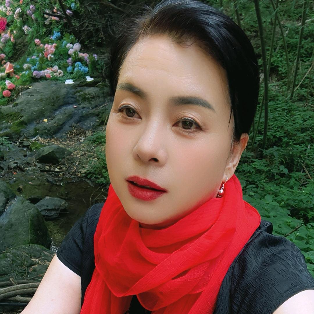 越努力，越优秀！