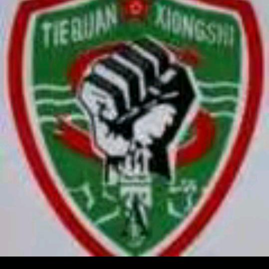 男人有钱和谁都有缘