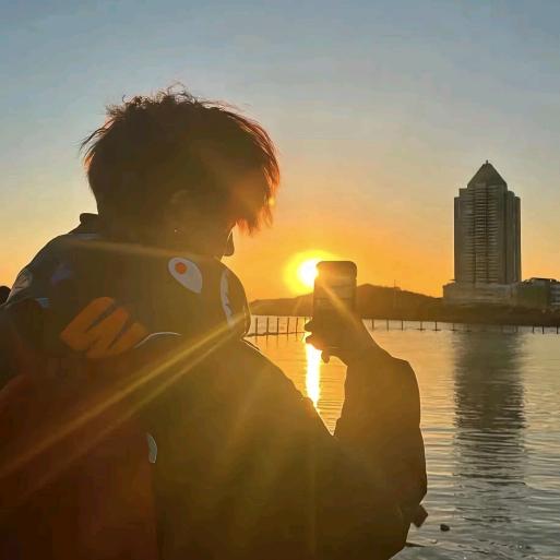 遇久见✨