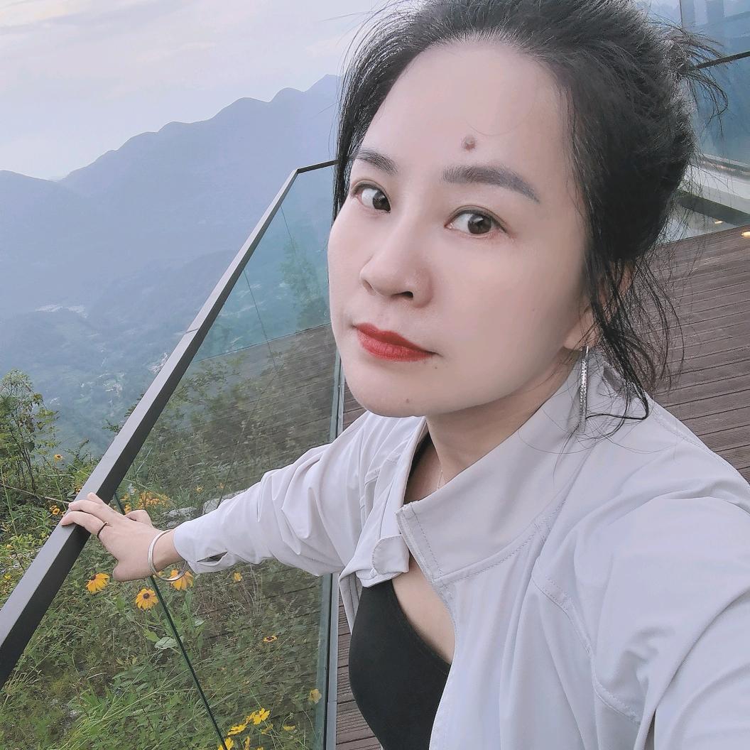 请叫我湛哈儿！