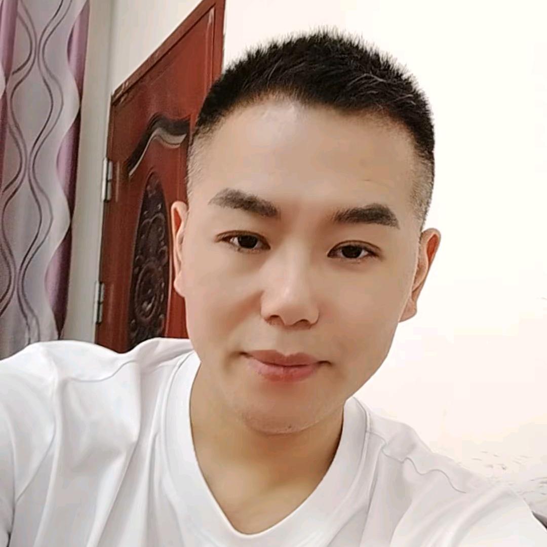 润伍月