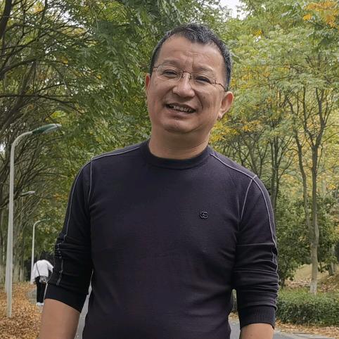 以虾会友宜春强微循环水工厂化养虾钟启平