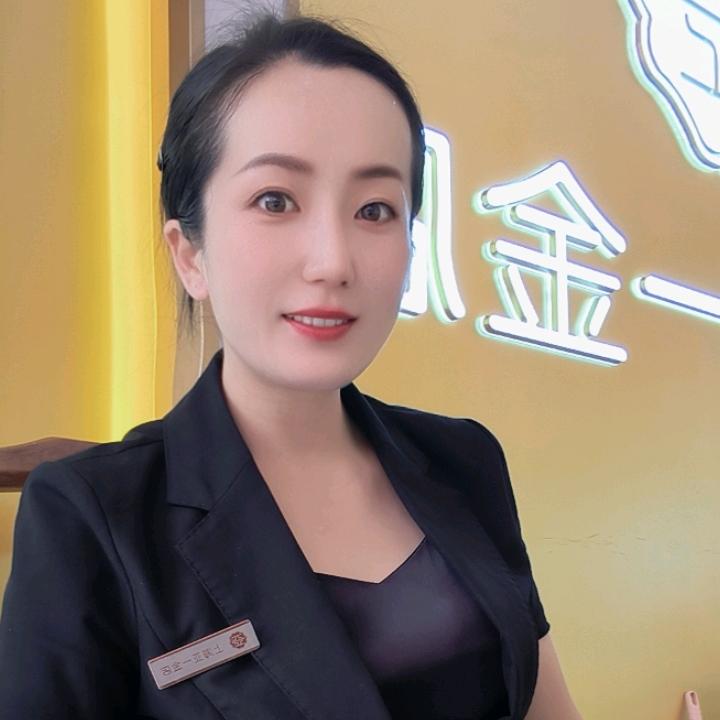 梁邱亚一金店