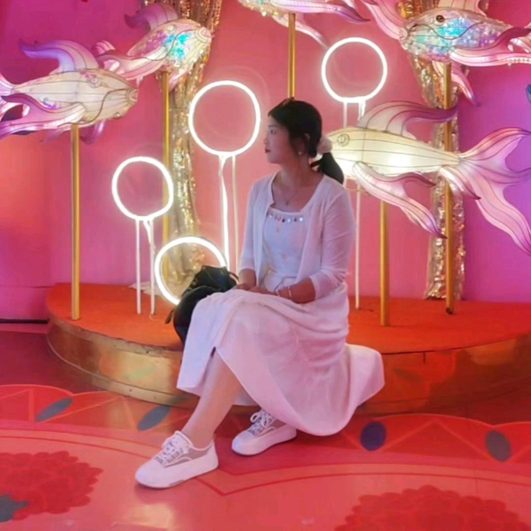 林州市原康镇新起点鞋服