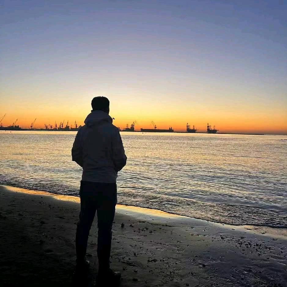 好男儿胸怀像大海