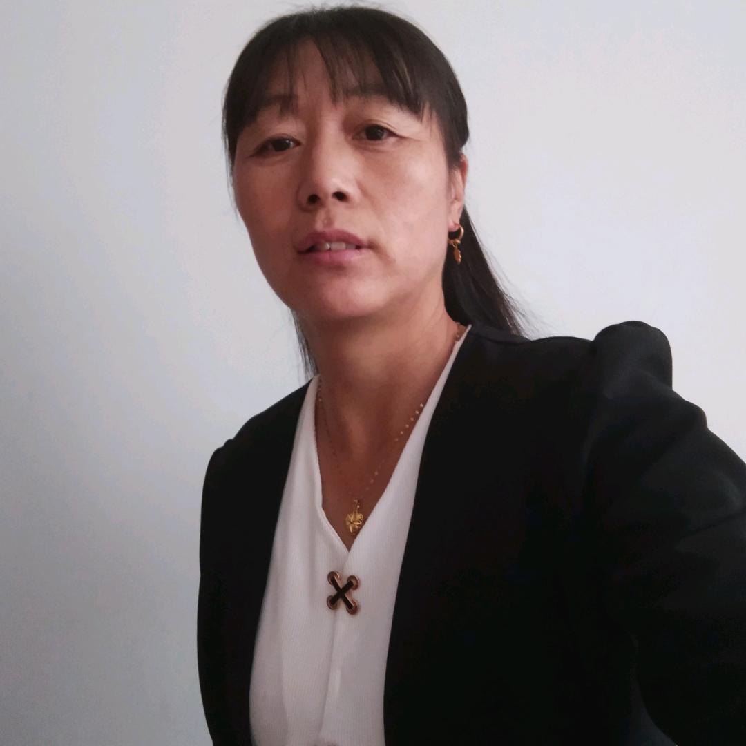 英子，不定时开播